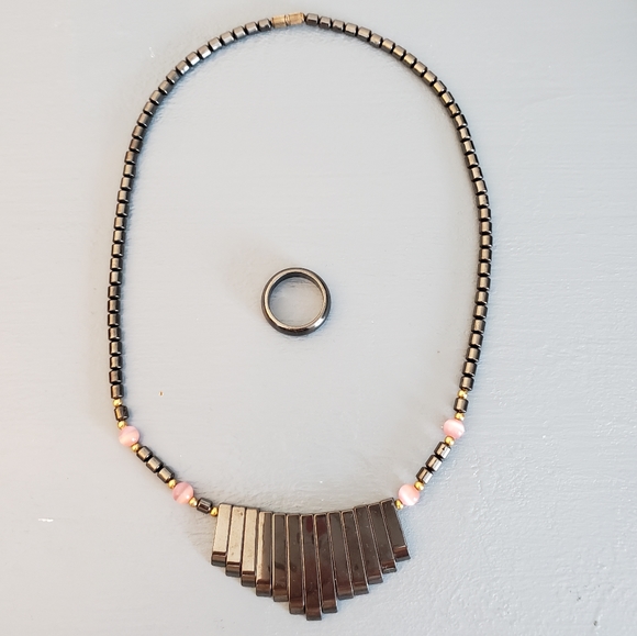 Metal Necklace and ring from Jamaica - Picture 1 of 1